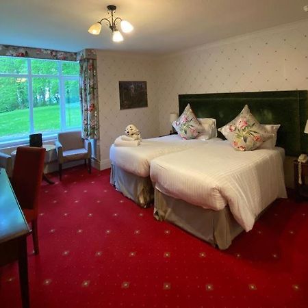 The Coed-Y-Mwstwr Hotel Bridgend  Bagian luar foto