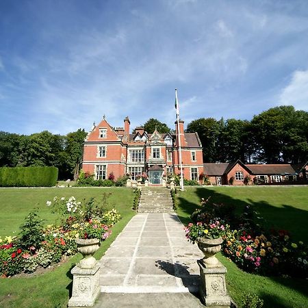 The Coed-Y-Mwstwr Hotel Bridgend  Bagian luar foto