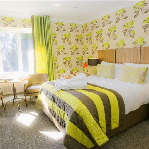 The Coed-Y-Mwstwr Hotel Bridgend  Ruang foto