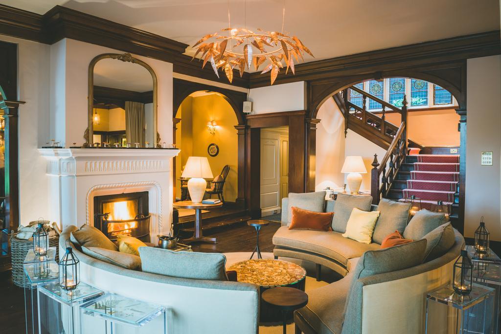 The Coed-Y-Mwstwr Hotel Bridgend  Bagian luar foto