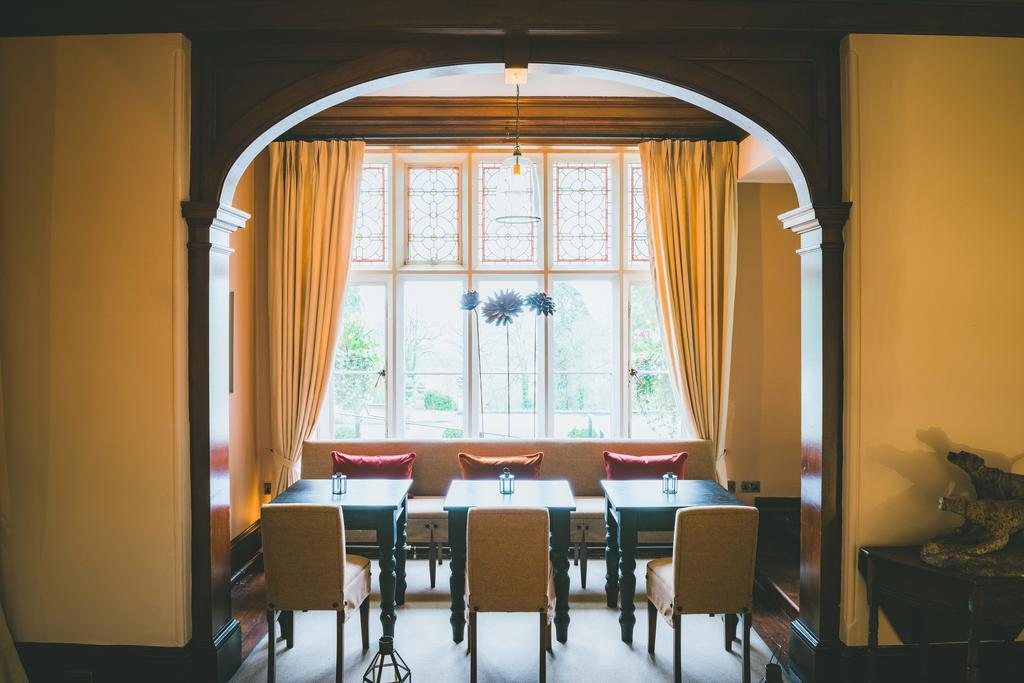 The Coed-Y-Mwstwr Hotel Bridgend  Bagian luar foto