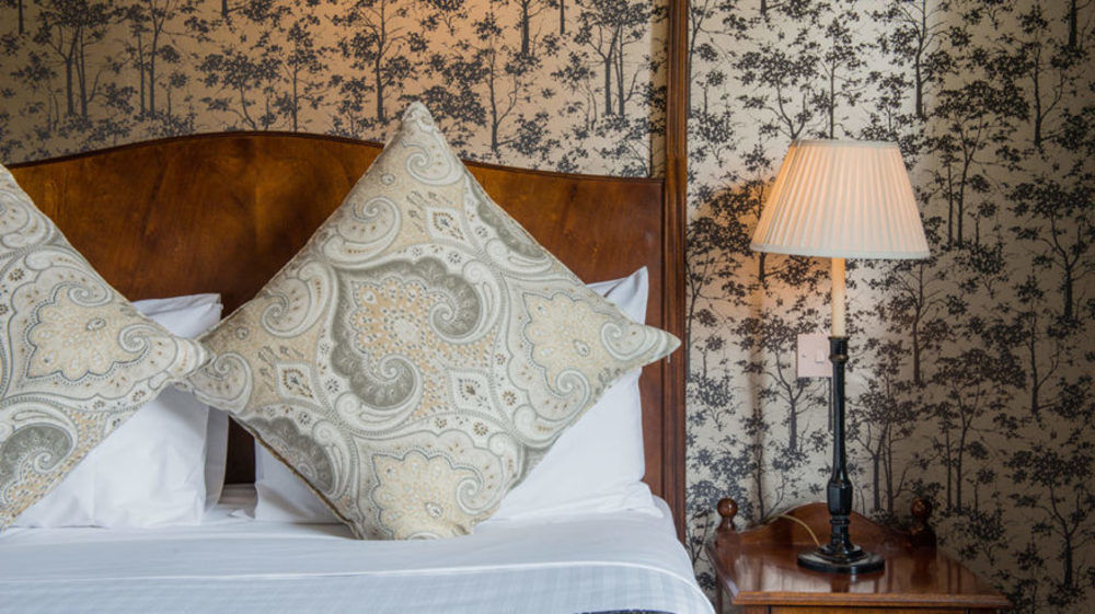 The Coed-Y-Mwstwr Hotel Bridgend  Bagian luar foto